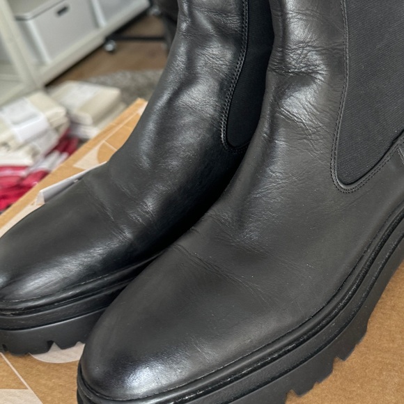 Zara Black Boots - Picture 5 of 6